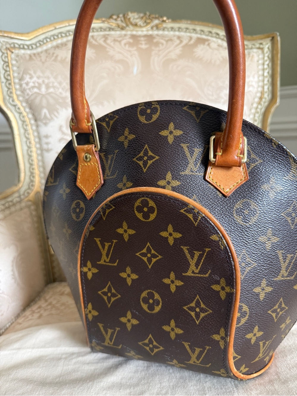 Louis Vuitton Brown Monogram Ellipse Bag - Picture 3 of 16